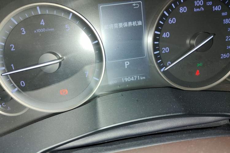Used Lexus ES 2015 200 Comfort Edition Odometer Close Up