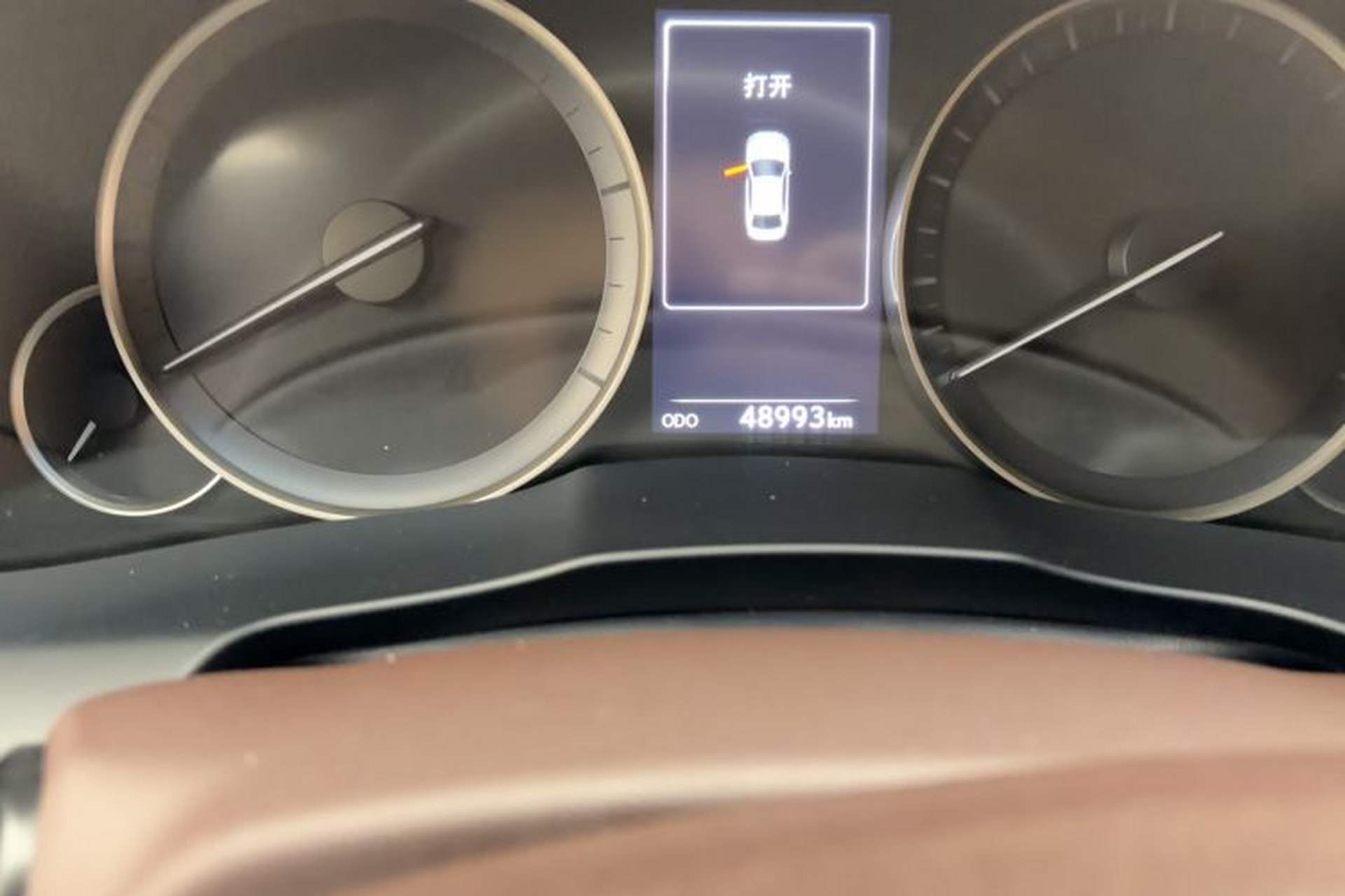 Used Lexus ES 2015 200 Elite Edition Odometer Close Up