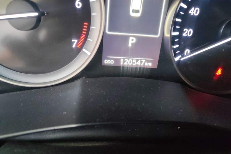 Used Lexus ES 2015 200 Elite Edition Odometer Close Up