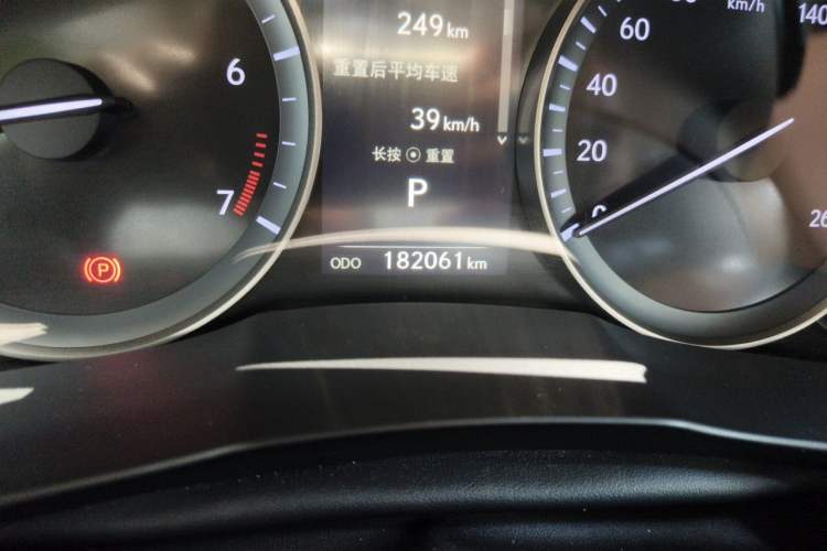Used Lexus ES 2015 200 Elite Edition Odometer Close Up