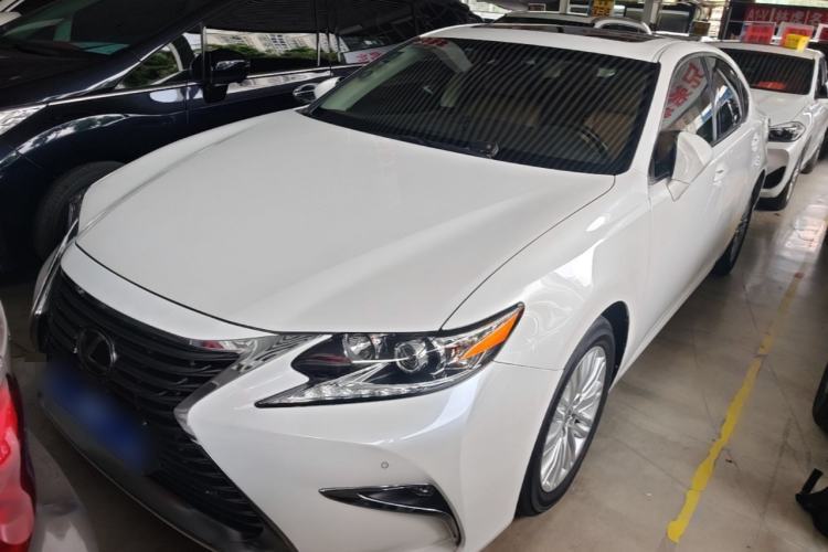 Ojetý Lexus ES 2015 200 Comfort Edition Guazi used car, China used car export, Used car for sale, Used  cars, Cheapest cars for sale