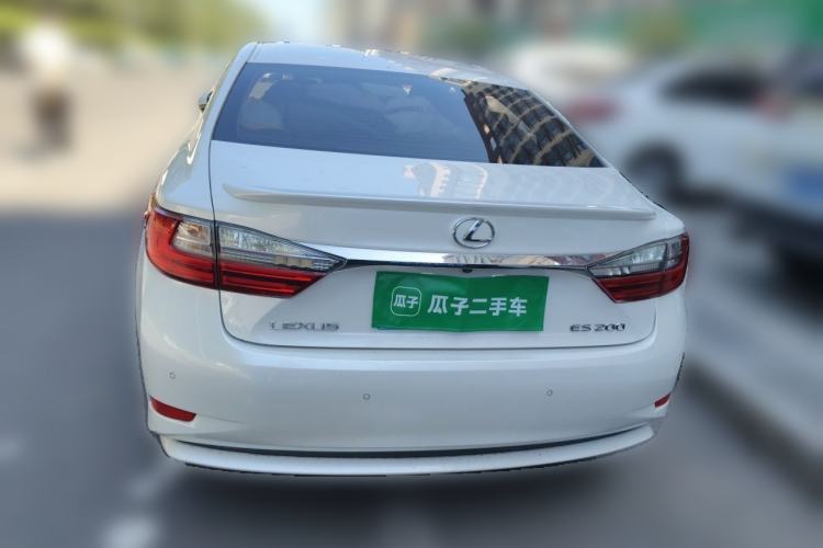 Used Lexus ES 2015 200 Elite Edition Rear