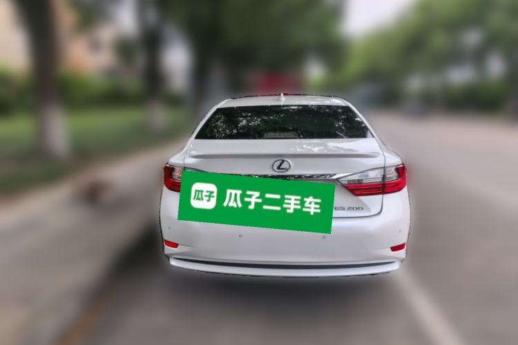 Used Lexus ES 2015 200 Elite Edition Rear