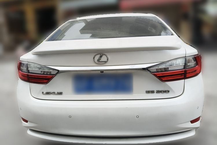 Used Lexus ES 2015 200 Elite Edition Rear