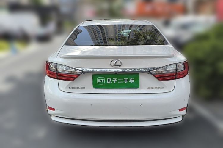 Used Lexus ES 2015 200 Elite Edition Rear