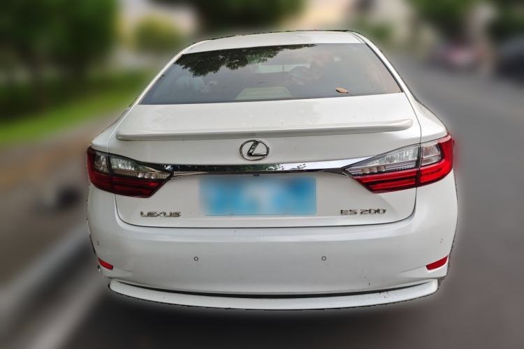Used Lexus ES 2015 200 Elite Edition Rear