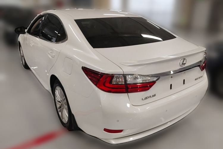 Used Lexus ES 2015 200 Elite Edition Rear Left 45 Deg