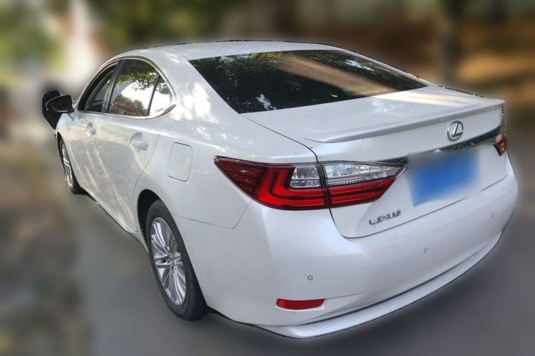 Used Lexus ES 2015 200 Elite Edition Rear Left 45 Deg