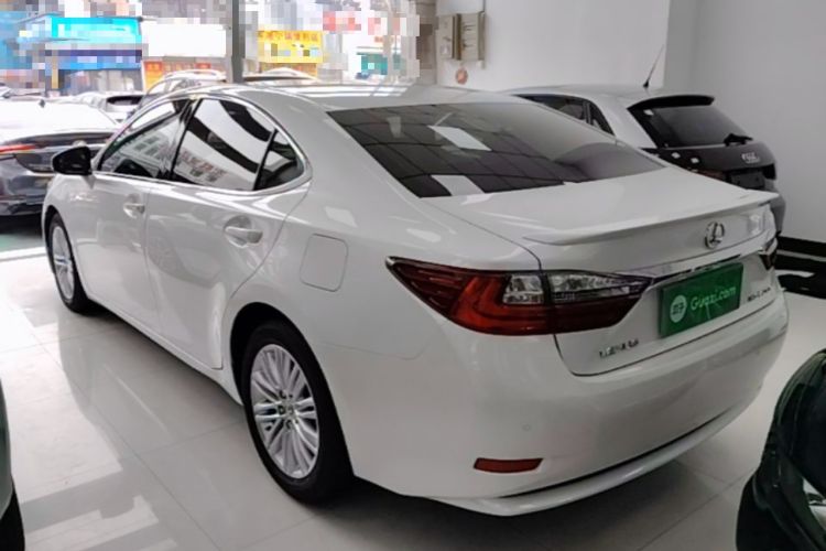Used Lexus ES 2015 200 Elite Edition Rear Left 45 Deg