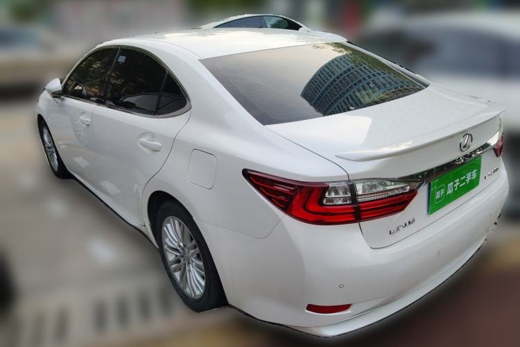 Used Lexus ES 2015 200 Elite Edition Rear Left 45 Deg