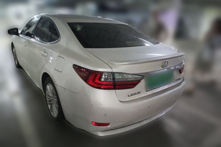 Used Lexus ES 2015 200 Elite Edition Rear Left 45 Deg