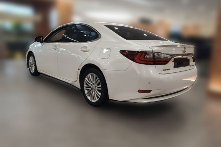 Used Lexus ES 2015 200 Elite Edition Rear Left 45 Deg