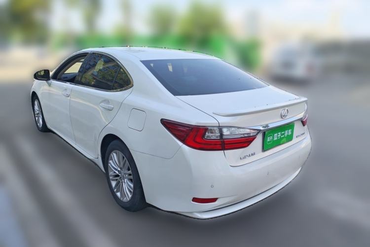 Used Lexus ES 2015 200 Elite Edition Rear Left 45 Deg