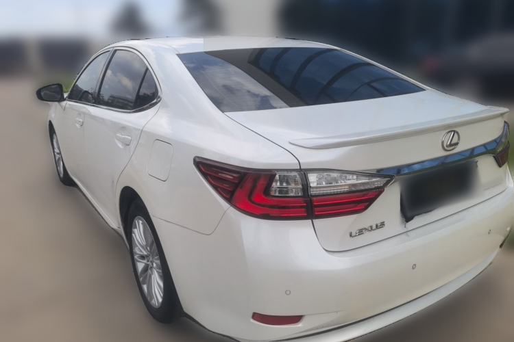 Used Lexus ES 2015 200 Elite Edition Rear Left 45 Deg