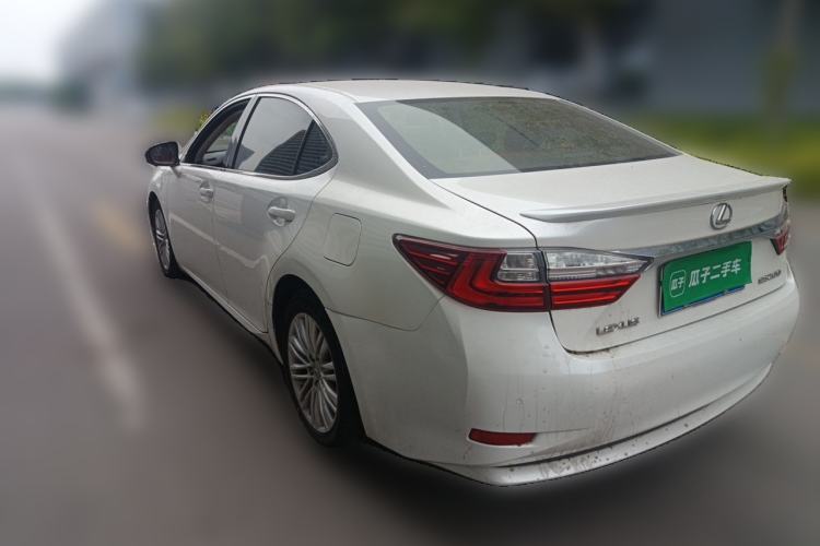 Used Lexus ES 2015 200 Elite Edition Rear Left 45 Deg