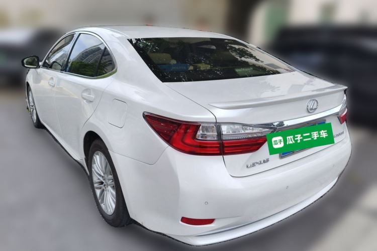 Used Lexus ES 2015 200 Elite Edition Rear Left 45 Deg