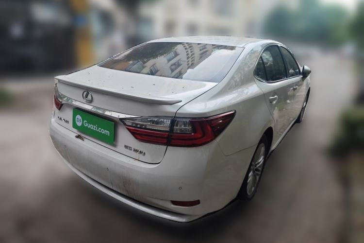 Used Lexus ES 2015 200 Elite Edition Rear Right 45 Deg