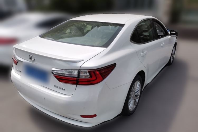 Used Lexus ES 2015 200 Elite Edition Rear Right 45 Deg