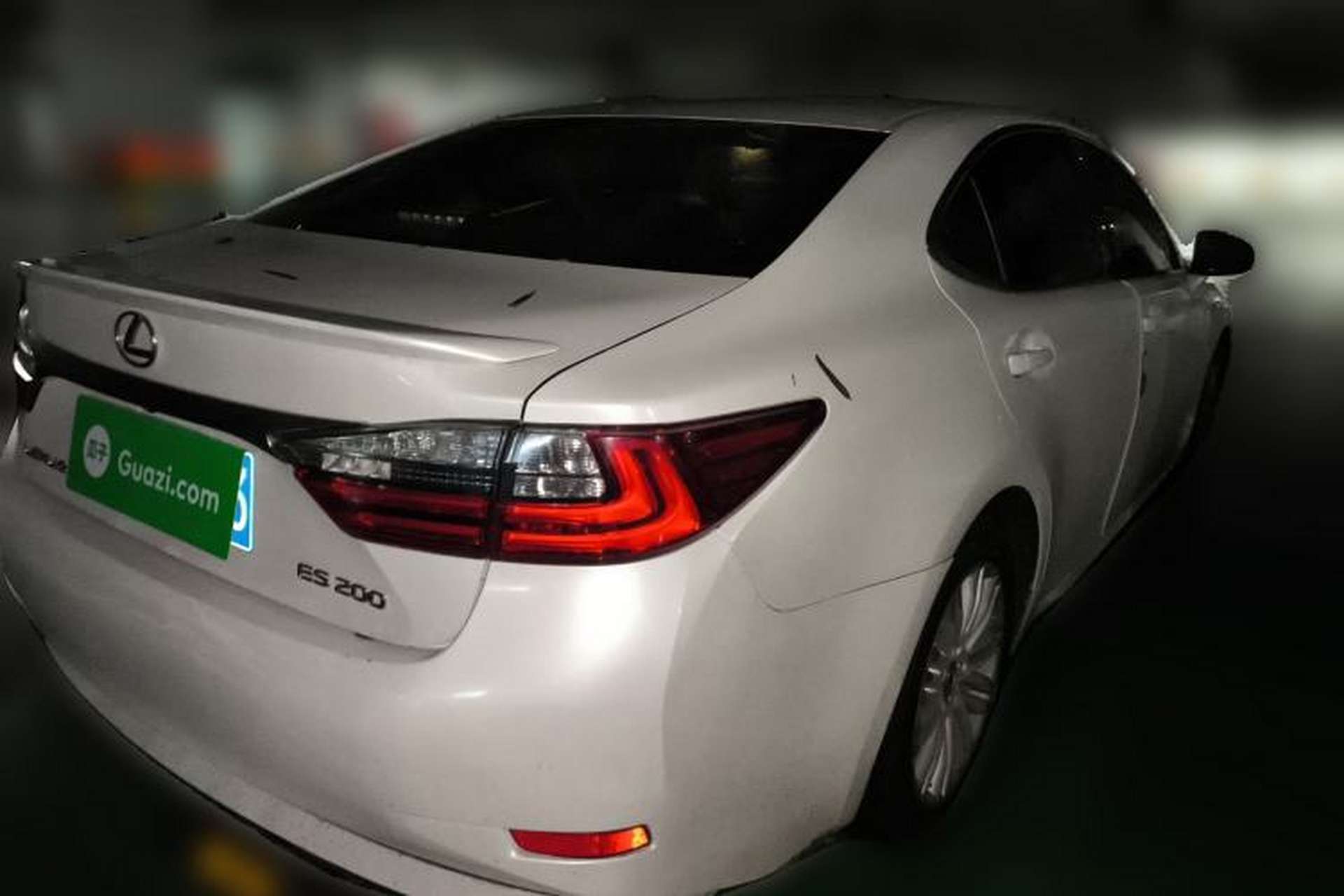 Used Lexus ES 2015 200 Elite Edition Rear Right 45 Deg