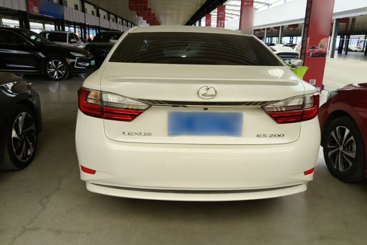 Used Lexus ES 2015 200 Elite Edition Rear