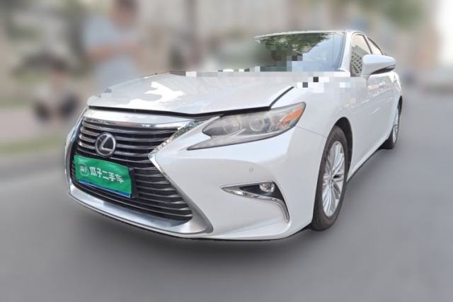 Lexus ES 2015 200 Elite Edition usata