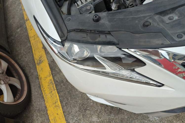 Used Lexus ES 2015 200 Elite Edition Right Front Headlight