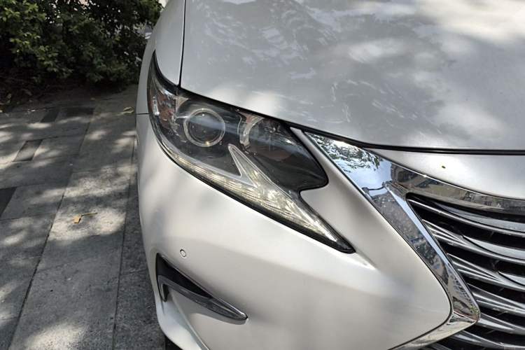 Used Lexus ES 2015 200 Elite Edition Right Front Headlight