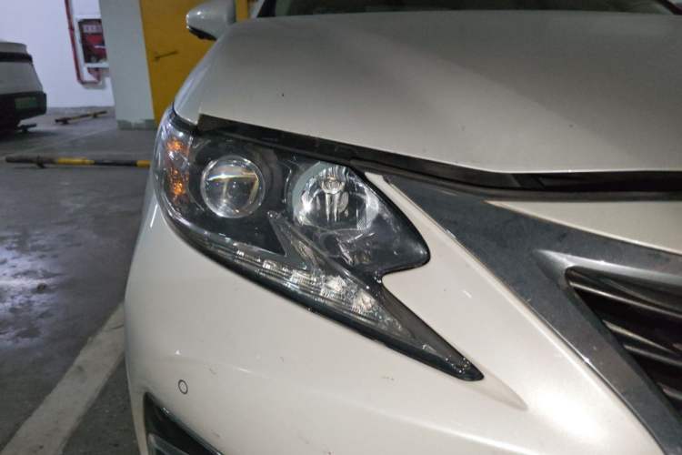 Used Lexus ES 2015 200 Elite Edition Right Front Headlight