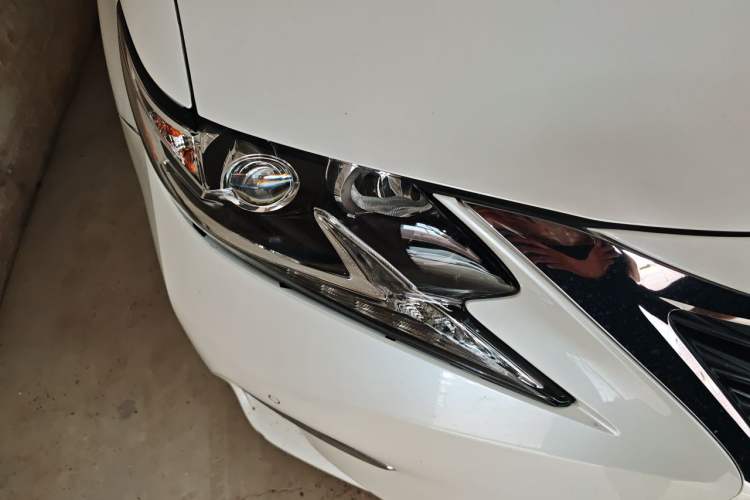 Used Lexus ES 2015 200 Elite Edition Right Front Headlight