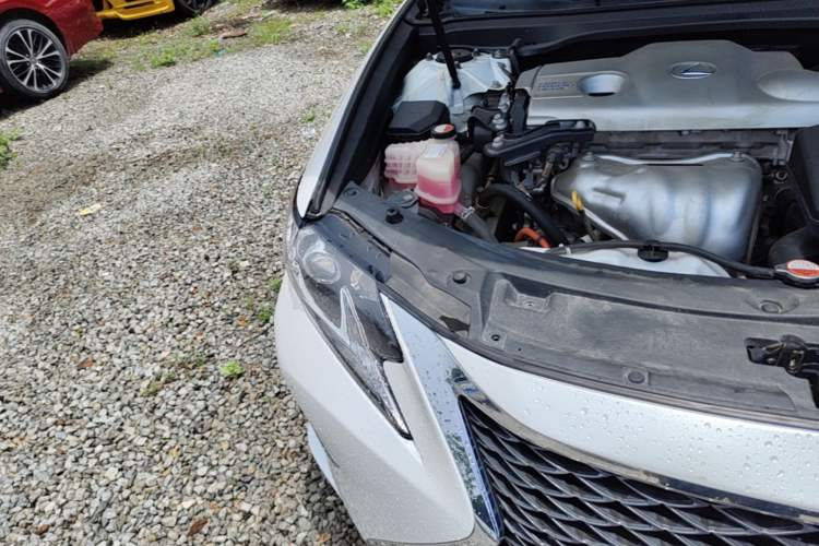 Used Lexus ES 2015 300h Comfort Edition Right Front Headlight