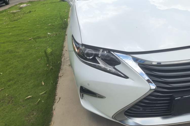 Used Lexus ES 2015 200 Elite Edition Right Front Headlight