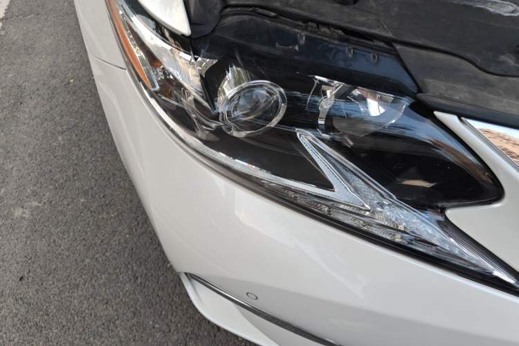 Used Lexus ES 2015 200 Elite Edition Right Front Headlight