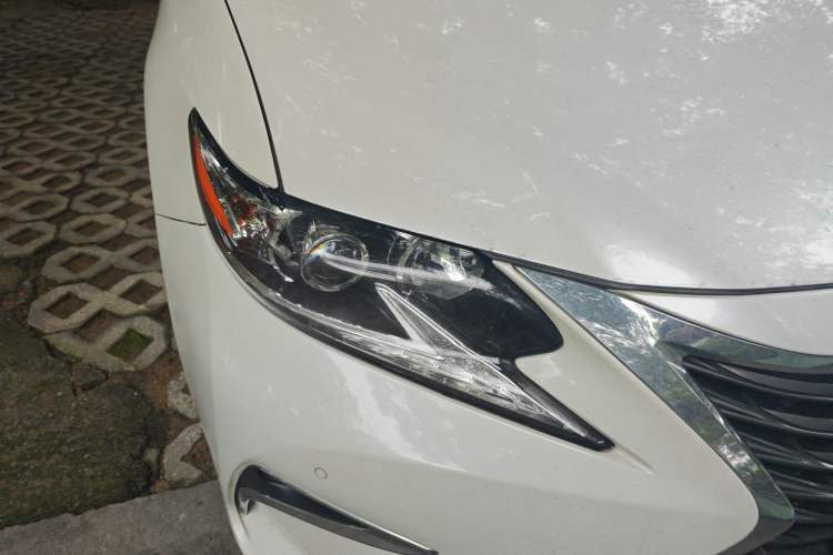 Used Lexus ES 2015 250 Elegant Edition Right Front Headlight