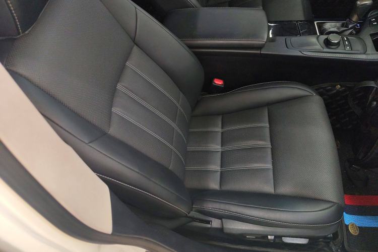 Used Lexus ES 2015 200 Elite Edition Right Front Seat