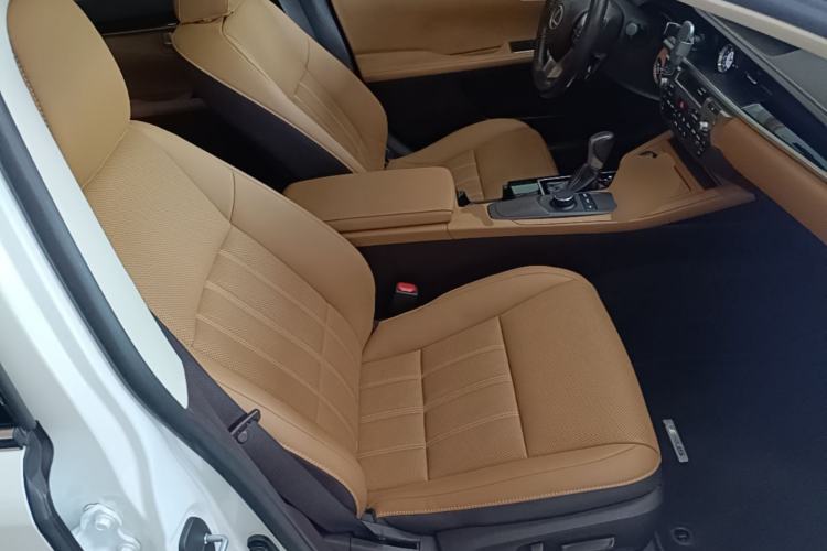 Used Lexus ES 2015 200 Elite Edition Right Front Seat