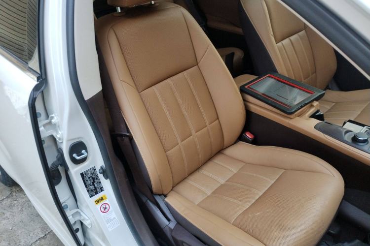 Used Lexus ES 2015 200 Elite Edition Right Front Seat