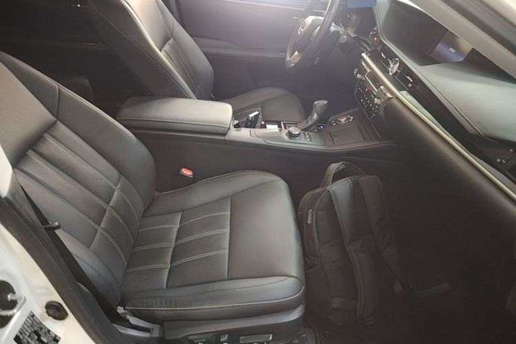 Used Lexus ES 2015 200 Elite Edition Right Front Seat