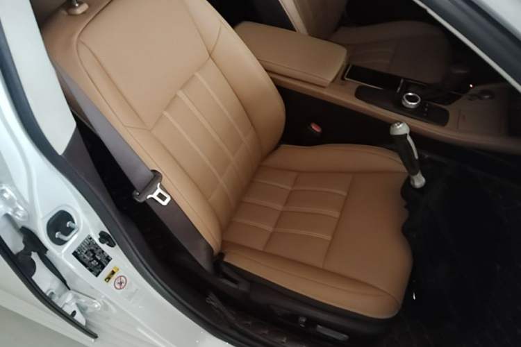 Used Lexus ES 2015 200 Elite Edition Right Front Seat