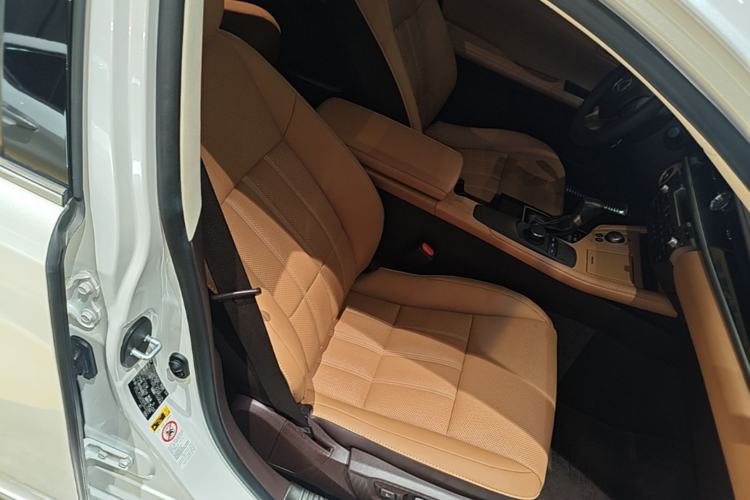 Used Lexus ES 2015 200 Elite Edition Right Front Seat