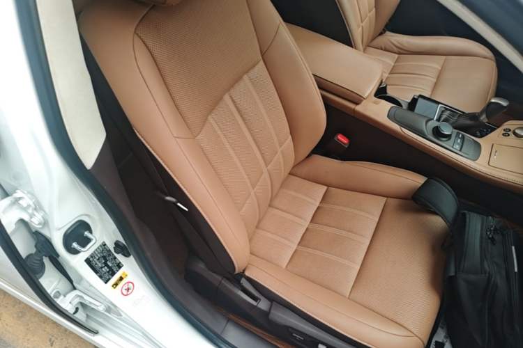 Used Lexus ES 2015 200 Elite Edition Right Front Seat
