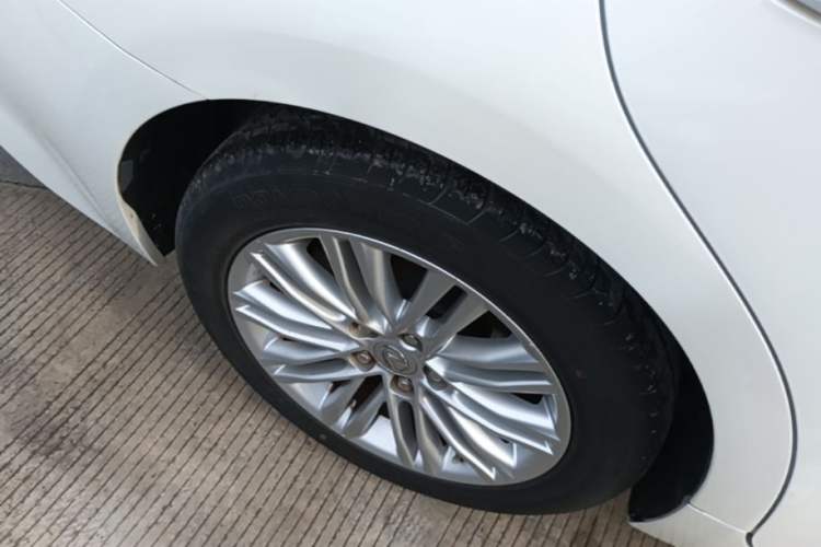 Used Lexus ES 2015 200 Elite Edition Right Rear Wheel Hub