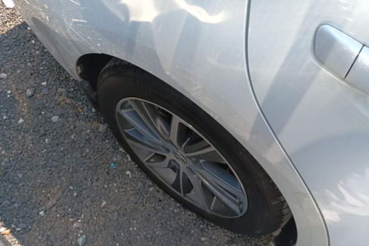 Used Lexus ES 2015 300h Comfort Edition Right Rear Wheel Hub