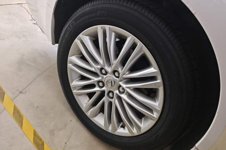 Used Lexus ES 2015 200 Comfort Edition Right Rear Wheel Hub