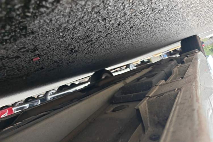 Used Lexus ES 2015 200 Elite Edition Right Side Sill