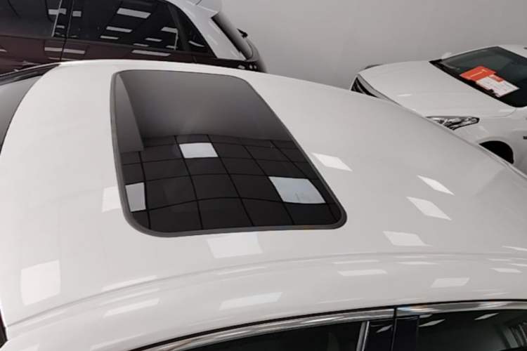 Used Lexus ES 2015 200 Elite Edition Roof