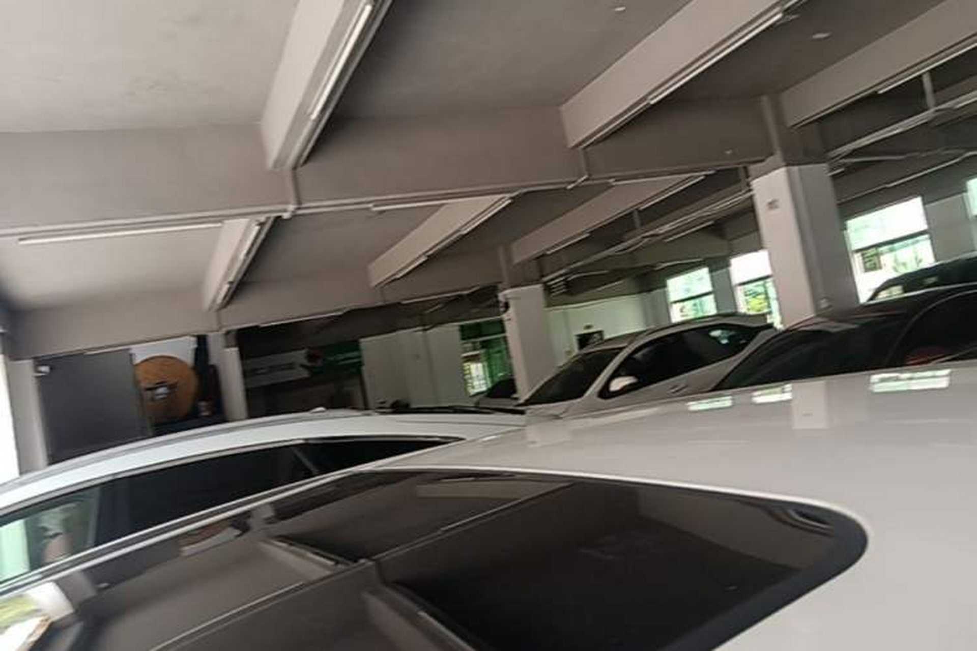 Used Lexus ES 2015 200 Elite Edition Roof
