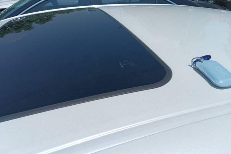 Used Lexus ES 2015 300h Comfort Edition Roof