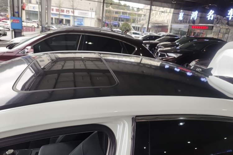 Used Lexus ES 2015 300h Comfort Edition Roof