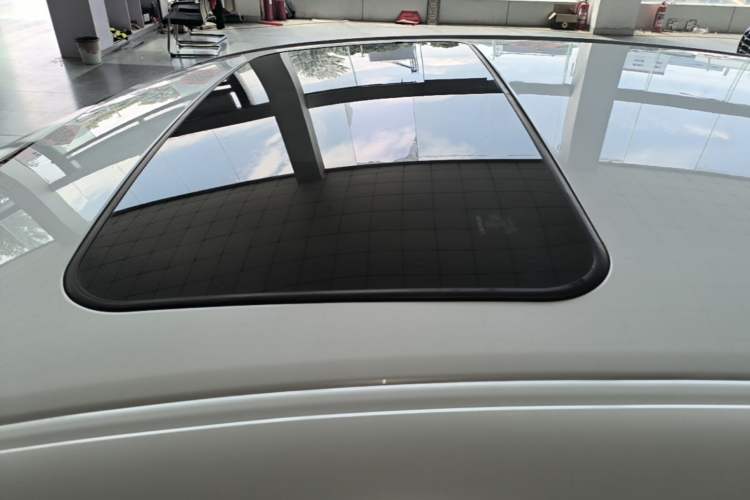 Used Lexus ES 2015 200 Elite Edition Roof