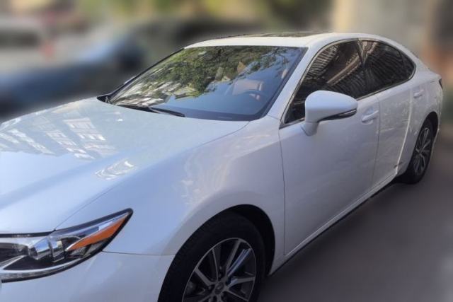 Used Lexus ES 2015 300h Comfort Edition